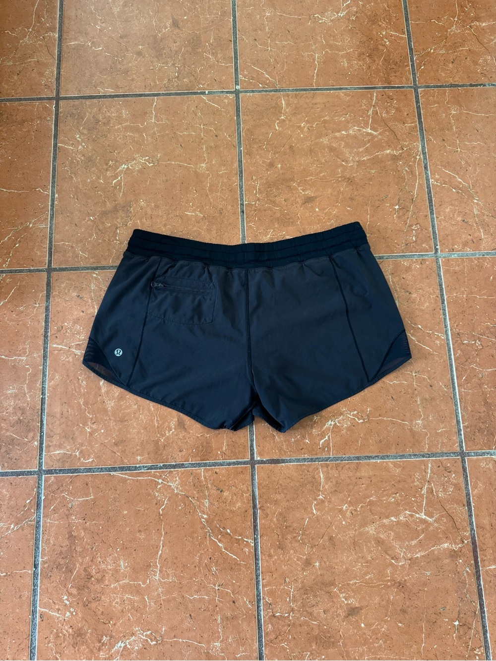 Lululemon Speed Up Running Shorts Black Women’s Size 6 Athletic Workout